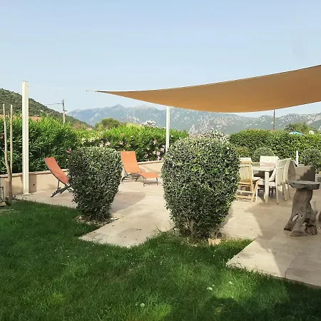 Feriehus Orasi Casa Fiurita Sartène