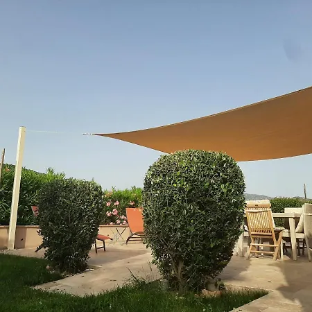 Feriehus Orasi Casa Fiurita Sartène